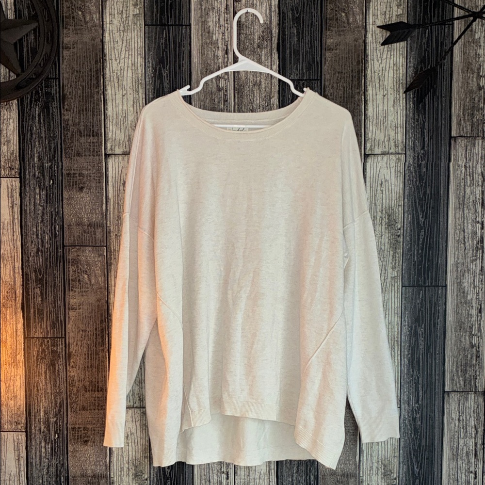 Wonderly Cream Crew Neck Tee Shirt Sweater
